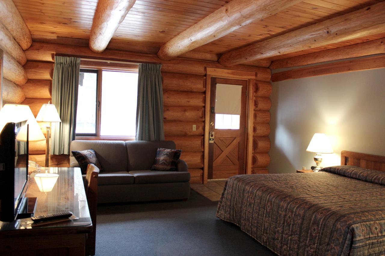 Nootka Lodge Woodsville ภายนอก รูปภาพ