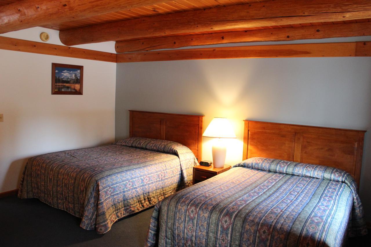 Nootka Lodge Woodsville ภายนอก รูปภาพ