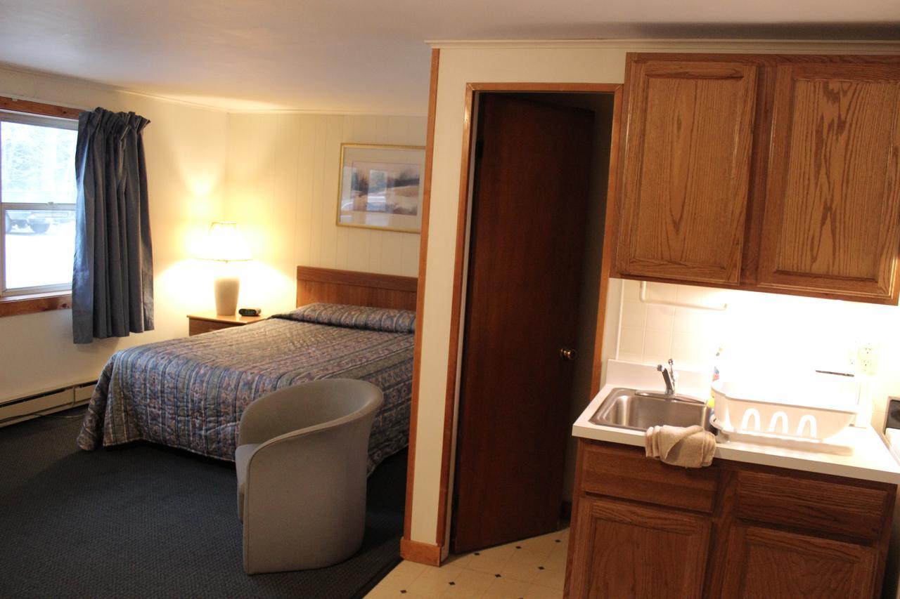 Nootka Lodge Woodsville ภายนอก รูปภาพ