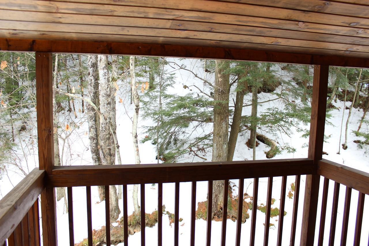 Nootka Lodge Woodsville ภายนอก รูปภาพ