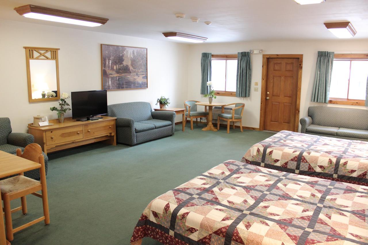 Nootka Lodge Woodsville ภายนอก รูปภาพ