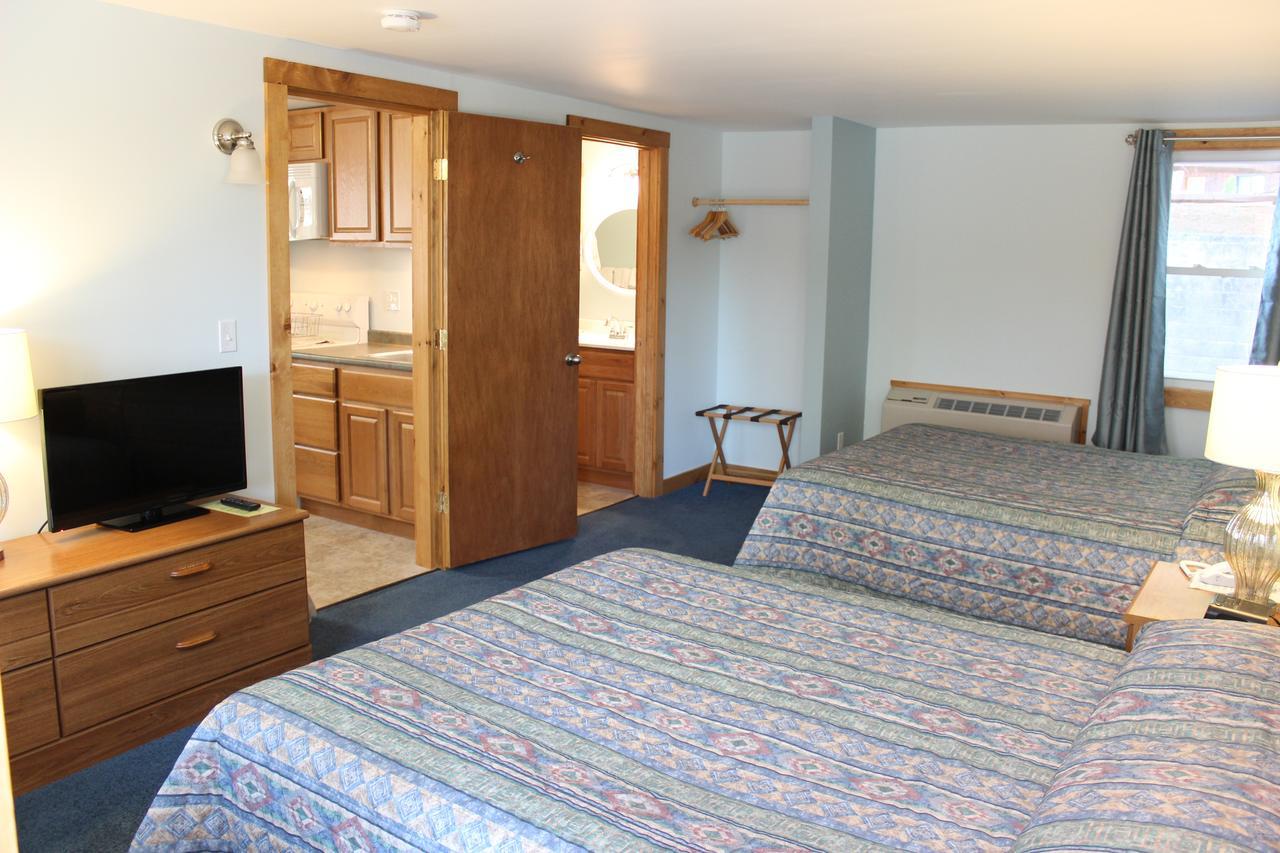 Nootka Lodge Woodsville ภายนอก รูปภาพ