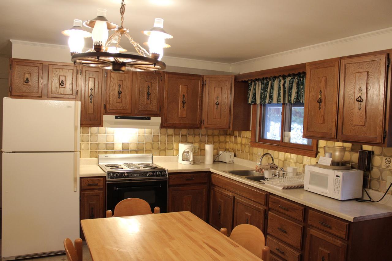 Nootka Lodge Woodsville ภายนอก รูปภาพ