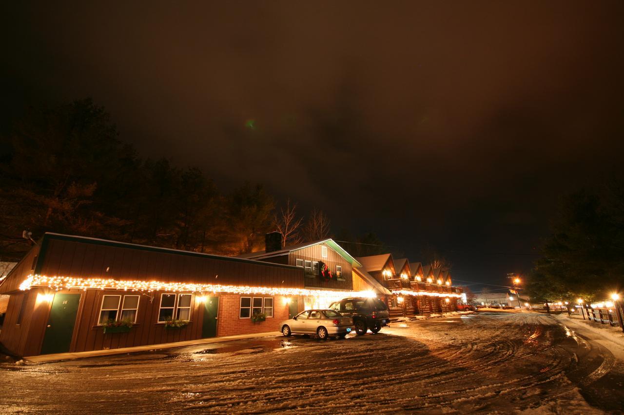 Nootka Lodge Woodsville ภายนอก รูปภาพ